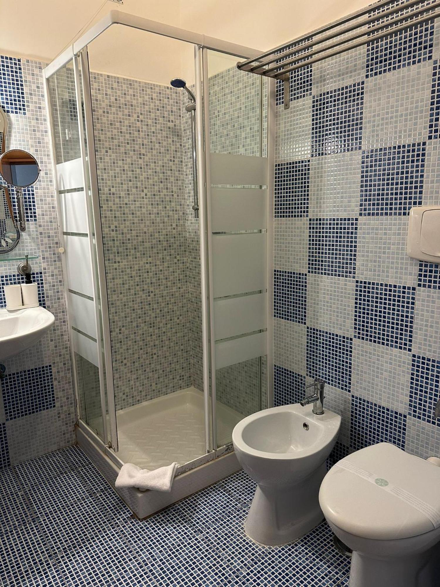 Bed & Breakfast Double B 2*
